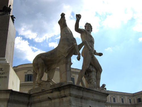statues de Castor et Polux 