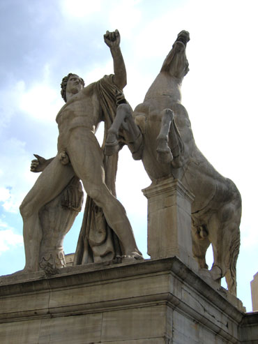 statues de Castor et Polux 