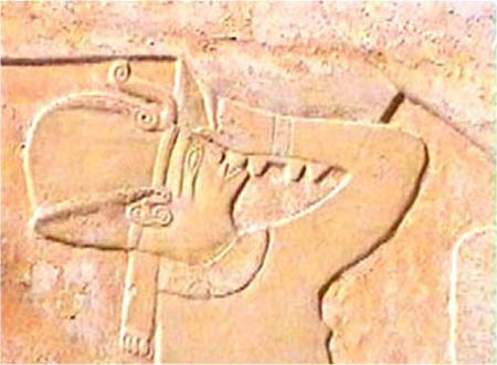 La reine Hatchepsout buvant le lait divin