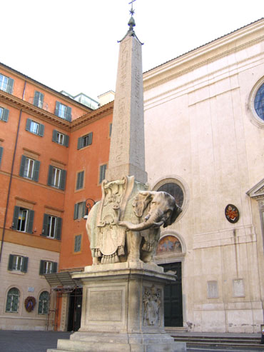 l'oblisque devant l'glise Santa Maria sopra Minerva