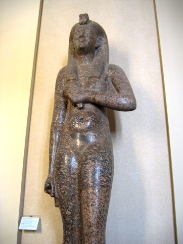 Statue colossale de la reine Arsinoé