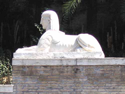 Sphinx gyptisant 