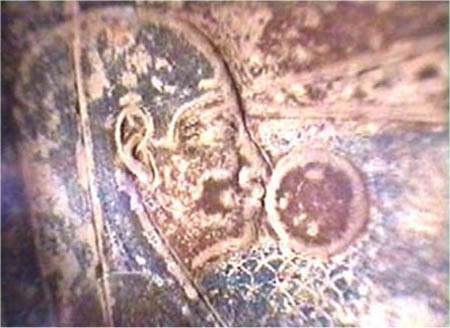 La d�esse avale le soleil du soir